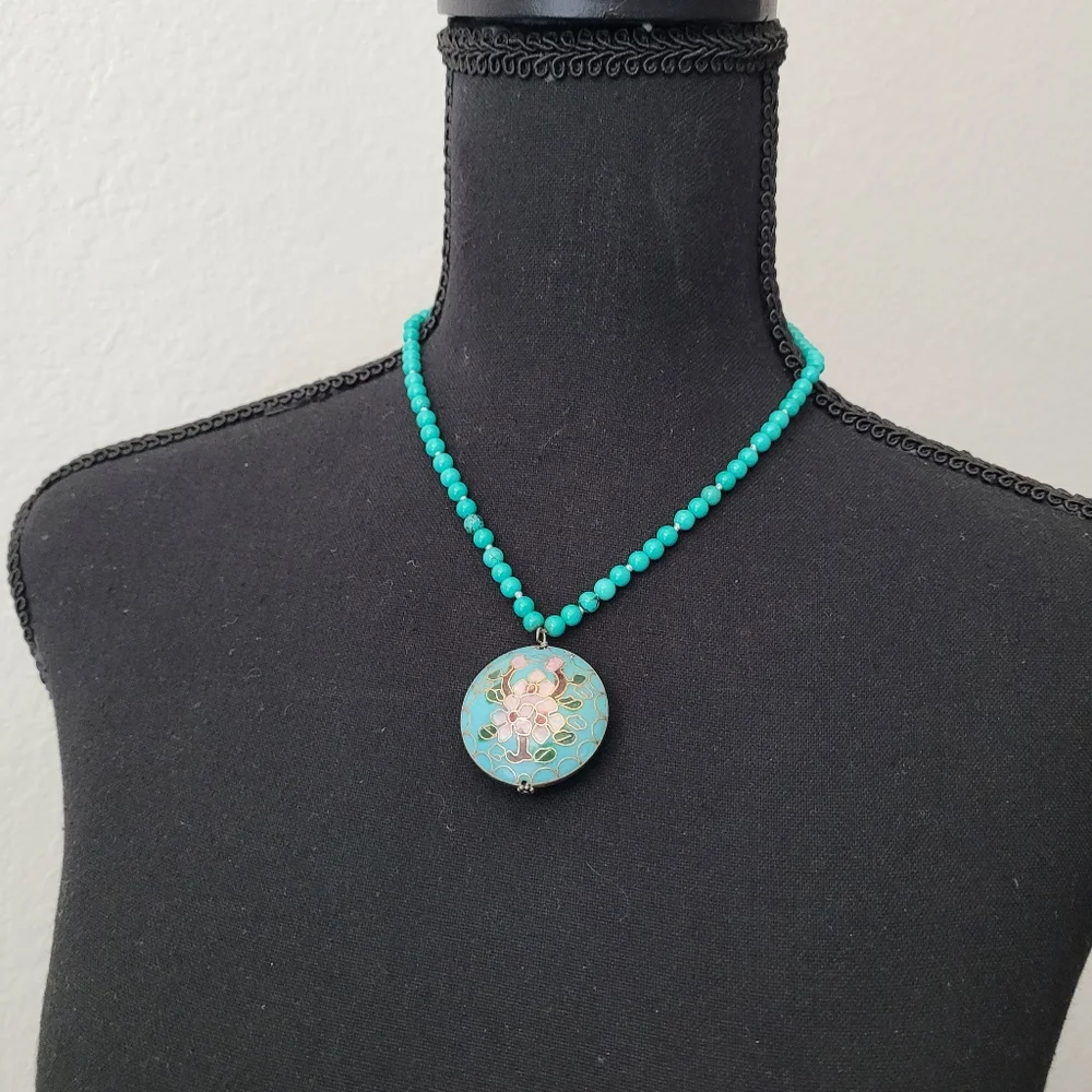 Lucky Brand lovely necklace